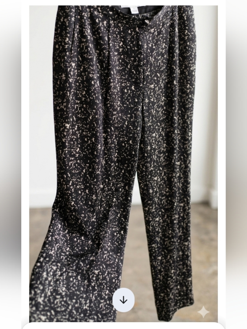 Diane Von Furstenburg 100% Silk Pants (Size 8) Designer Luxury Travel Elegant